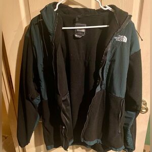 The North Face Men's Black Performance Jacket